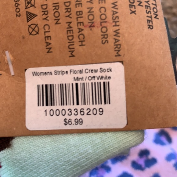 3 Pack of Fun Patterned Active Women’s Socks 🧦 - Picture 3 of 3